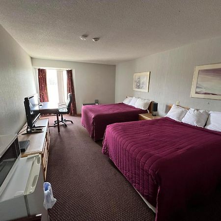 Airport Motor Inn Marathon エクステリア 写真
