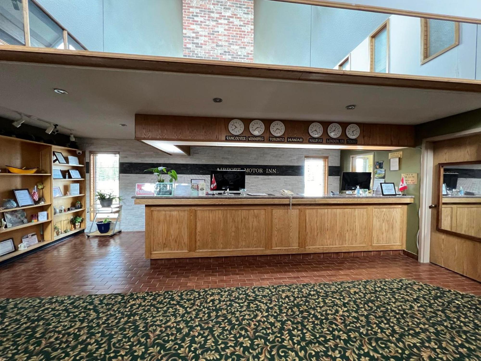 Airport Motor Inn Marathon エクステリア 写真